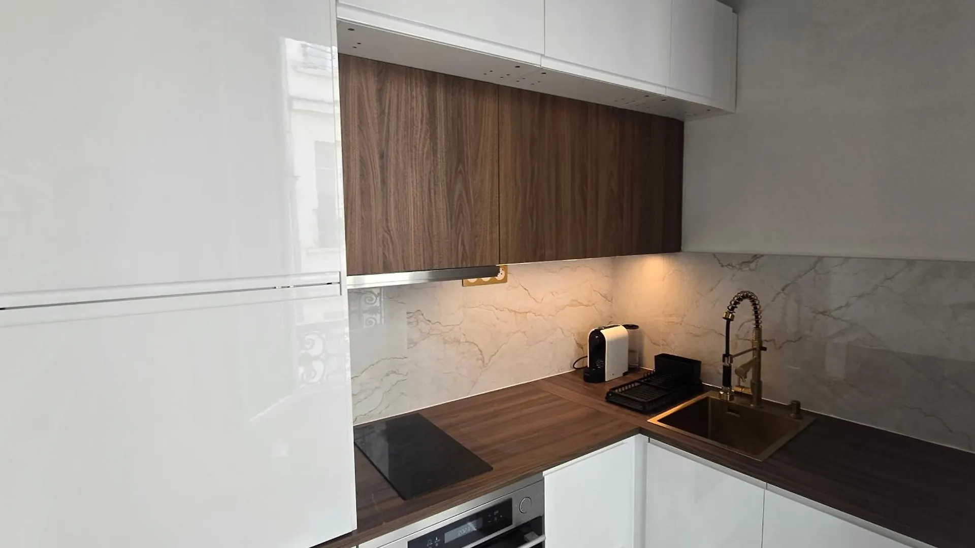 Montare - Welkeys Apartment Paris