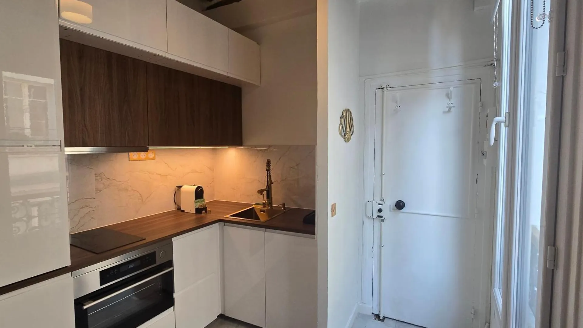 Montare - Welkeys Apartment Paris